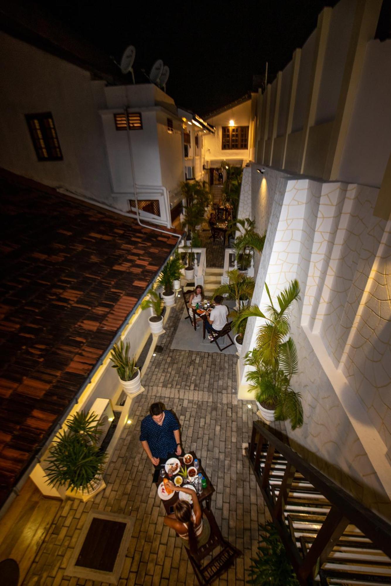 Cara Galle Fort Exterior foto